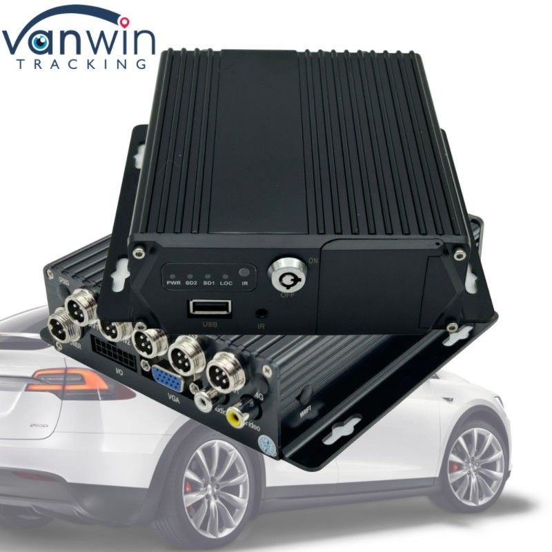 4G GPS MDVR 4 CH SD Card Video Recorder Dual Card Dual Standby für die Überwachung der Fahrzeugsicherheit